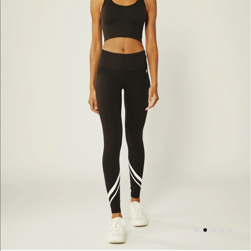 Tory Burch High-Rise Weightless Chevron Leggings
